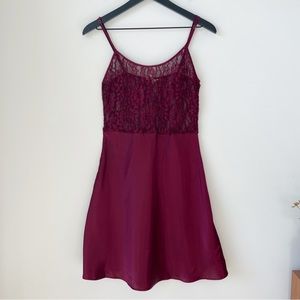 2/$20 Vintage Victoria’s Secret Silky Lace Mini Slip Dress Lingerie